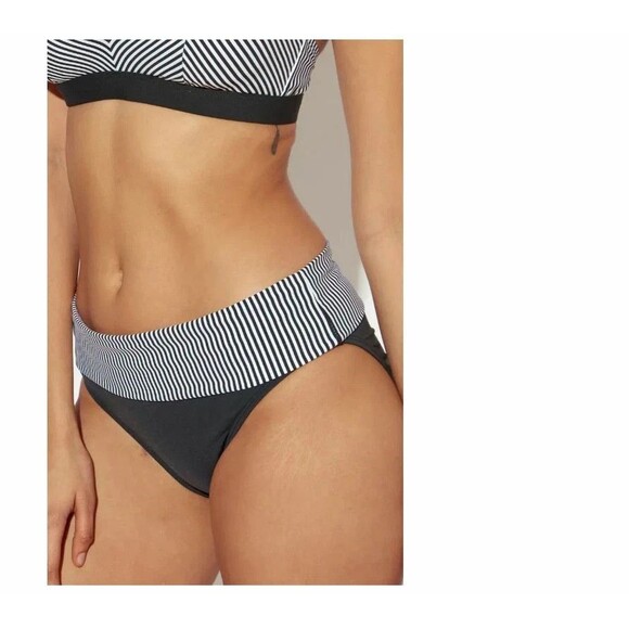 Bleu Rod Beattie Black & White Stripe V Neck Cap Sleeve Bikini Top and Bottom 14 - Picture 1 of 4